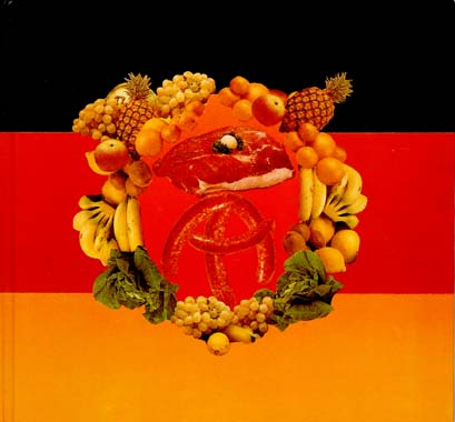 Verballhornte DDR-Flagge